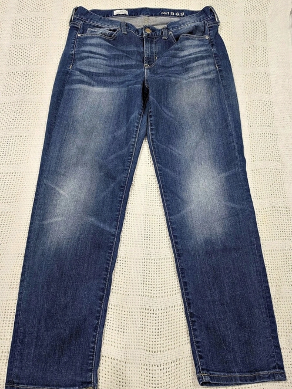 Gap 1969 Sexy Boyfriend Jeans in Blue Waist 29/8